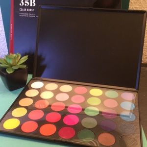 Morphe 35B color burst palette